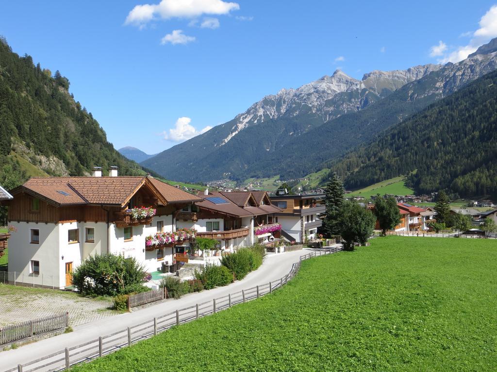 Haus Andrea Ξενοδοχείο Neustift im Stubaital Δωμάτιο φωτογραφία
